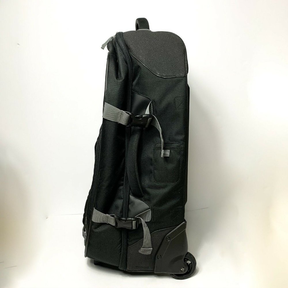 NEW Oakley MOPAR Medium Black Rolling Suitcase - Picture 4 of 8
